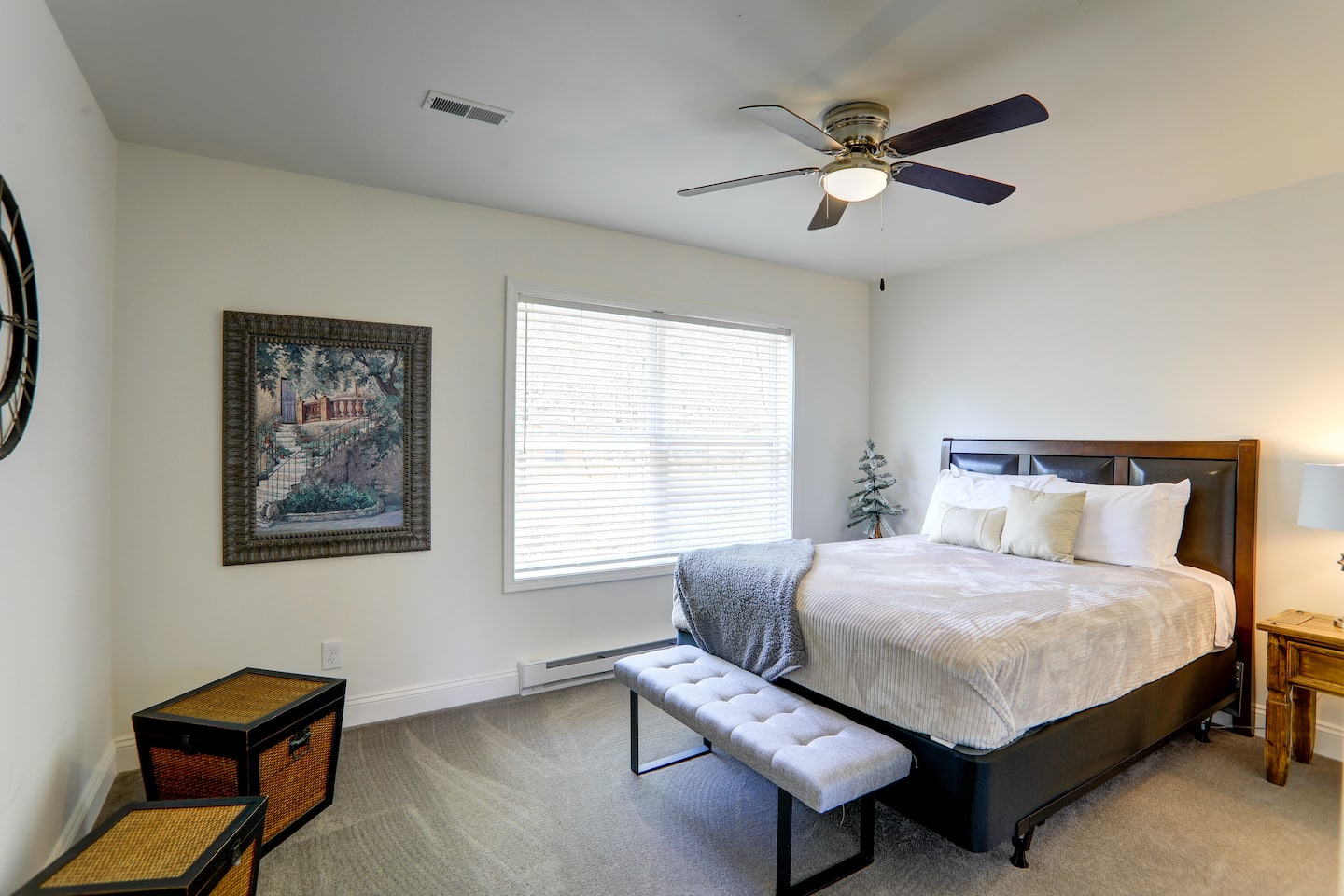 Bedroom 3 at Driftwood Retreat: Queen bed
